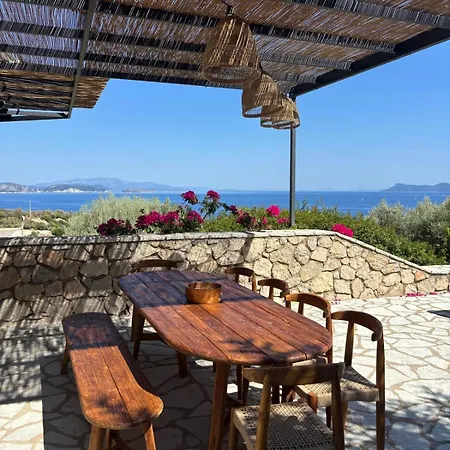 Луксозна вила Arkoudi - Enjoy Panoramic Ocean Views From A Serene Mountain Setting