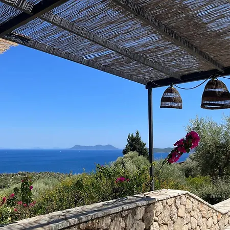 Луксозна вила Arkoudi - Enjoy Panoramic Ocean Views From A Serene Mountain Setting